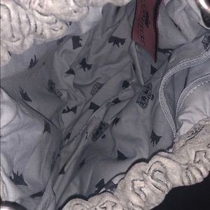 Juicy Couture Bags - Grey Juicy Couture handbag Juicy Couture Bags - Grey Juicy Couture handbag